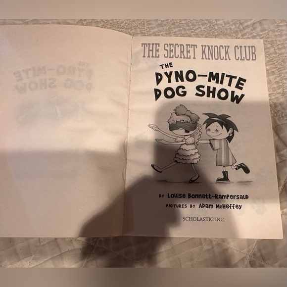 The secret knock club- the Dino-mite dog show - Picture 2 of 8